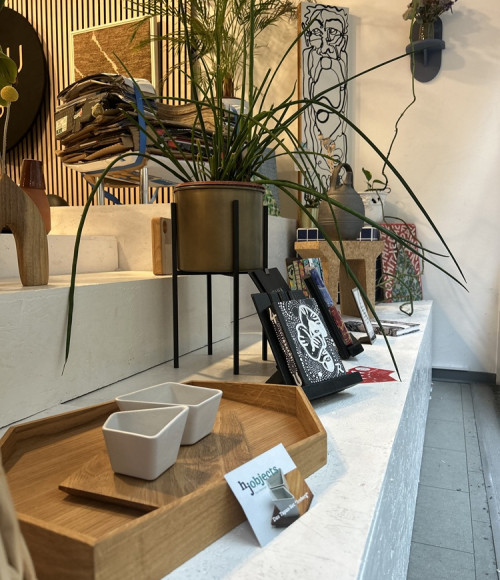 © (c) LLOYD PASSAGE | Contemporary Kraftstudio | 